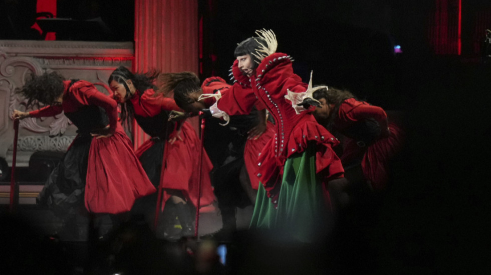 (FOTO) Lejdi Gaga na Kopakabani oborila Madonin rekord: Više od dva miliona ljudi prisustvovalo koncertu