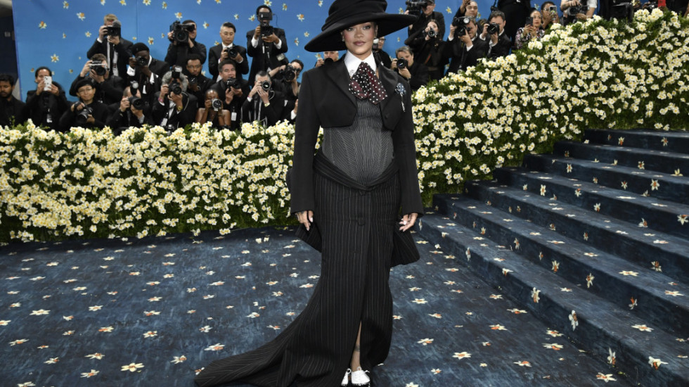 (FOTO) Svečanost Met Gala održana u Njujorku: Rijana otkrila da je treći put trudna