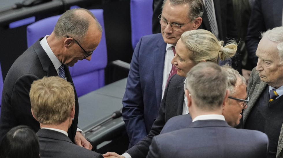 (FOTO) Nemačka dobila novog kancelara: Fridrih Merc izabran u drugom krugu glasanja