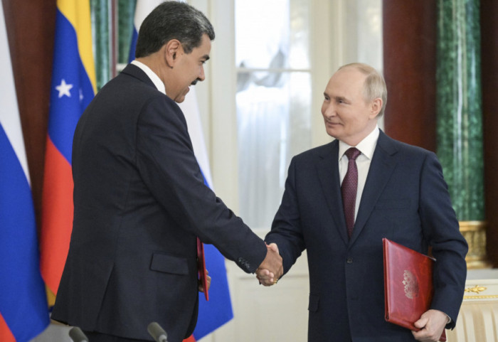 (FOTO) Putin i Maduro potpisali Sporazum o strateškom partnerstvu i saradnji Rusije i Venecuele