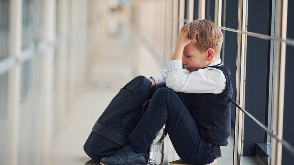 "Napadač i žrtva su u istoj učionici": Dečak koji je šrafcigerom napao vršnjaka vraćen na nastavu