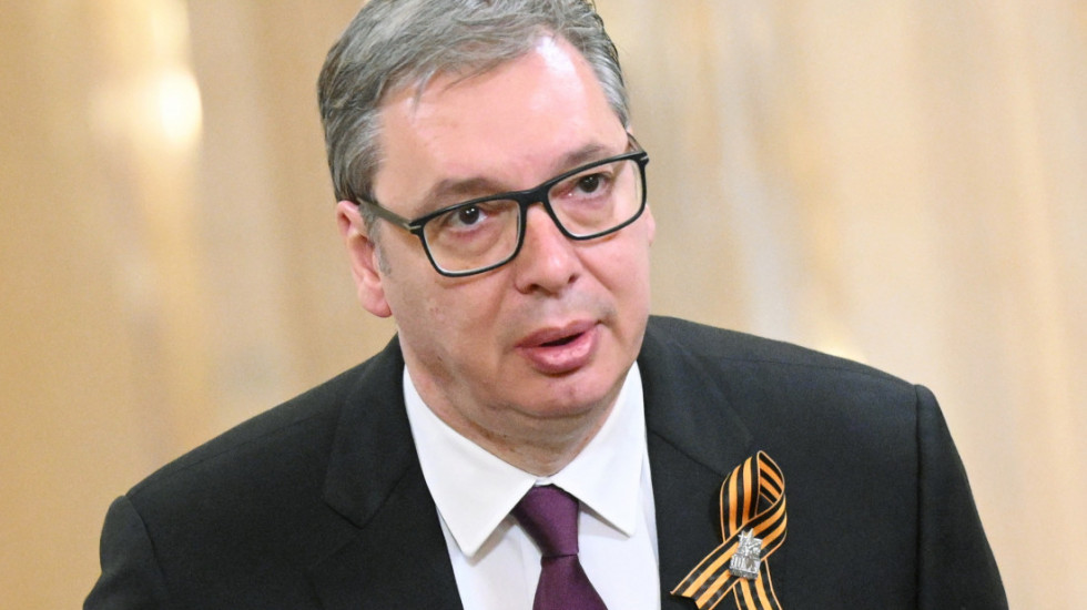 Vučić iz Moskve: Spremio sam se da odgovorim svima koji me napadaju, osećam se odlično