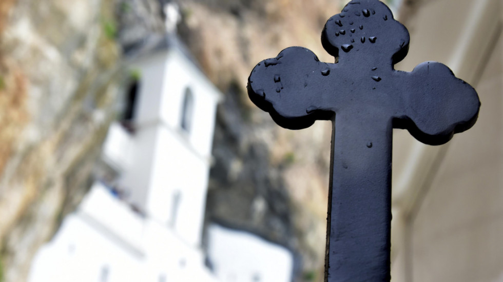 Srpska pravoslavna crkva slavi Svetog Vasilija Ostroškog, praznik poznatog čudotvorca i iscelitelja