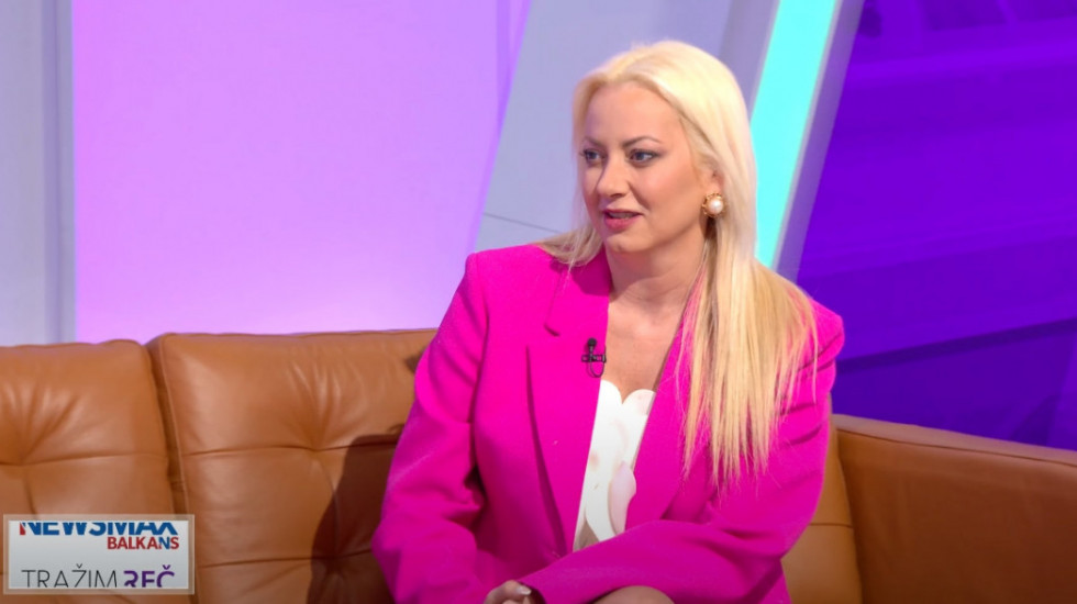 (VIDEO) Bojana kao dete potpuno izgubila sluh: Sad je na doktorskim studijama, čita s usana, vozi, roni i sluša muziku