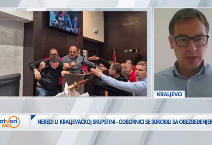 (VIDEO) Gosti Newsmax Balkans nakon incidenta u skupštini Kraljeva: "Tenzije su velike, političari da pronađu rešenje"