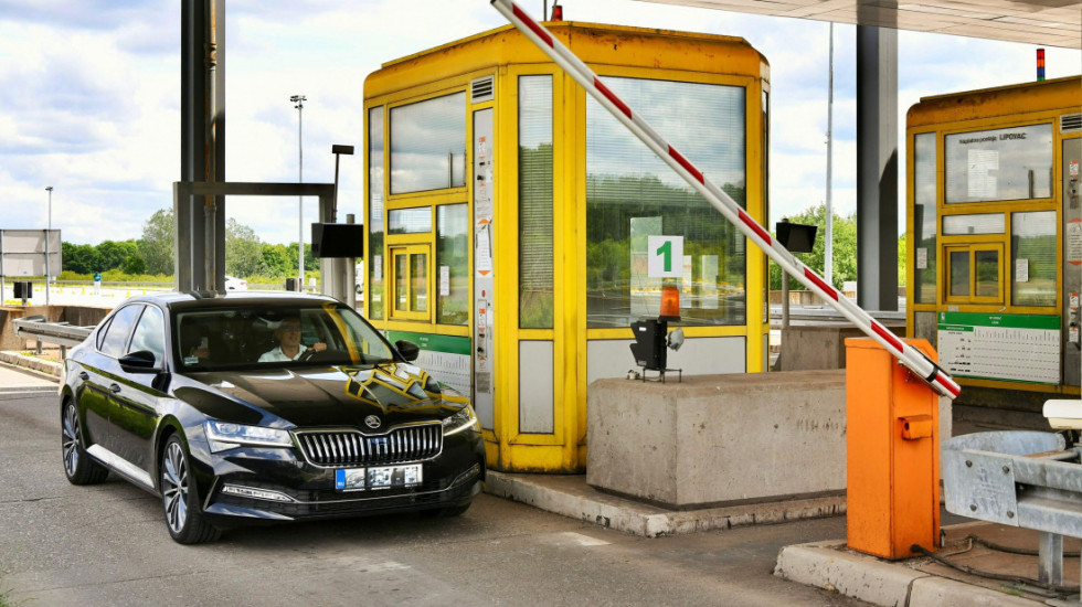 (FOTO) Putevi Srbije: Srpskim tagom od danas i kroz Hrvatsku, više nema zadržavanja na naplatnim stanicama