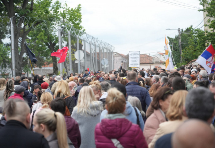(FOTO) "Sloboda za Mariju": Protest građana ispred CZ u Beogradu, porodica i dalje ne zna u kakvom je stanju