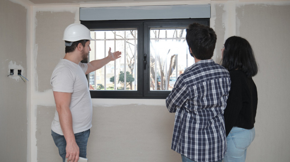 Krov nad glavom za novi početak: Država daje do 1,5 miliona dinara za kuće na selu, interesovanje veće nego ikad