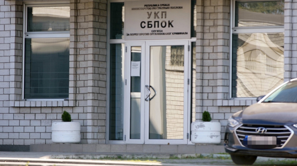 Razotkrivena balkanska kriminalna grupa, organizator i saradnici uhapšeni u Srbiji zbog šverca 1,6 tona narkotika