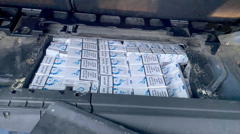 Policija u Raški zaplenila 8.500 paklica cigareta vrednosti više od 2,4 miliona dinara