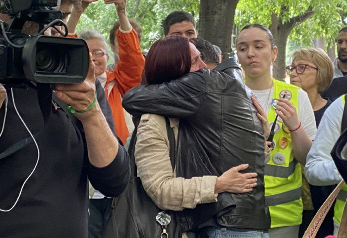 (FOTO) Profesorka Vasić i aktivisti Dinić i Jovović pušteni iz pritvora, za ostale predmet vraćen sudu na odlučivanje