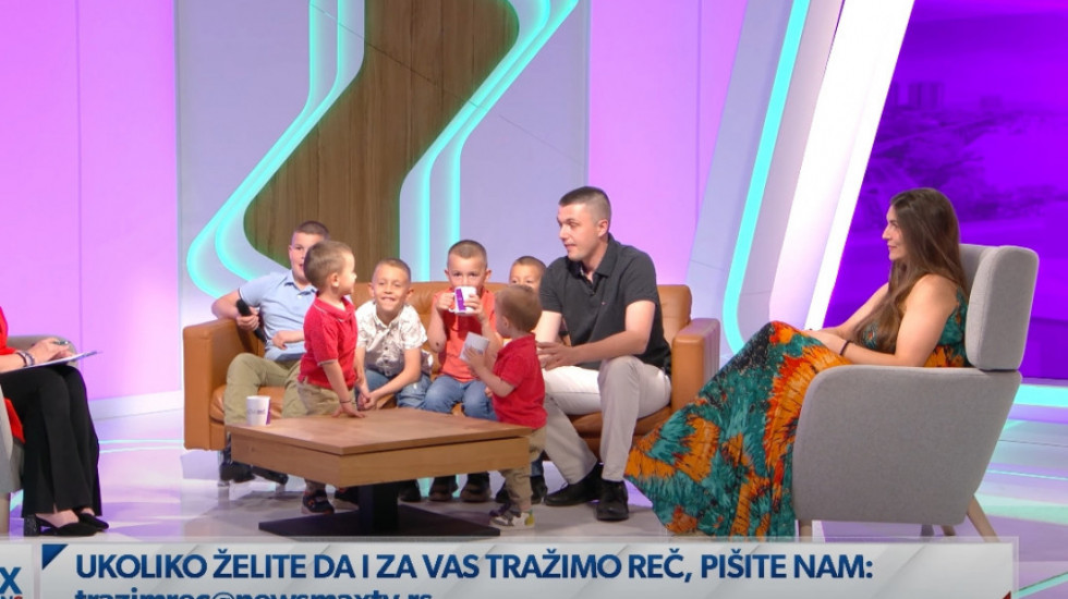 (VIDEO) Porodica Ivanišević ima šestoro dece, sedmo je na putu: "Svim mamama bih preporučila najmanje troje-četvoro"