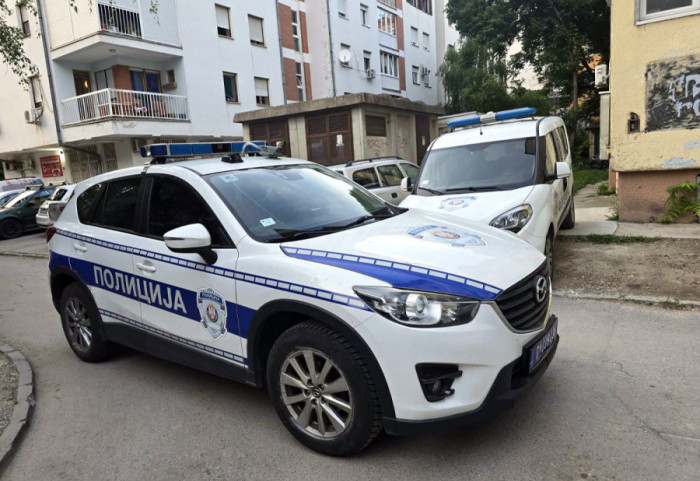 Uhapšen muškarac (35) iz Kruševca zbog nasilja u porodici: Nožem napao oca (61) i babu (77)