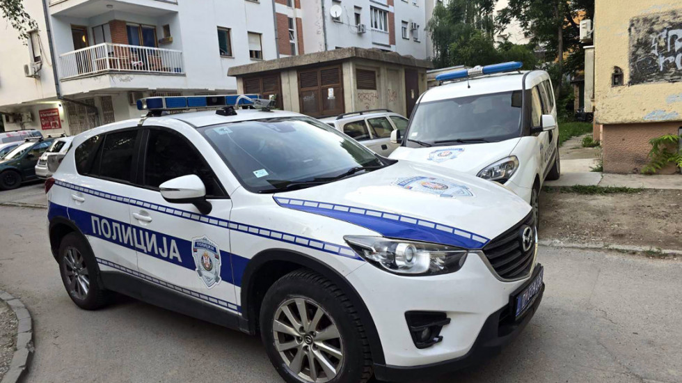 Kruševljanin (35) uhapšen zbog nasilja u porodici: Nožem napao oca (61) i babu (77)