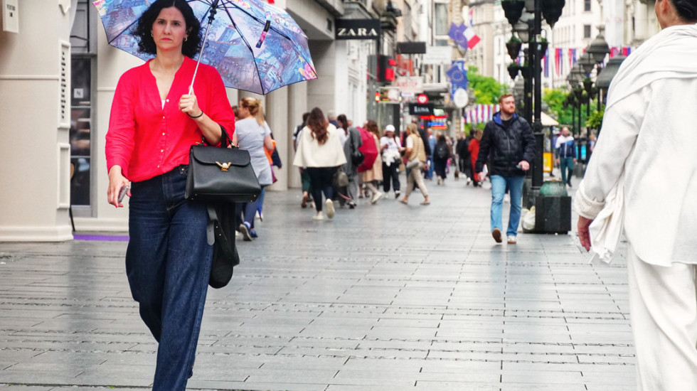 Oblačno i kišovito vreme u celoj Srbiji, ali toplo: Maksimalna temperatura do 26 stepeni