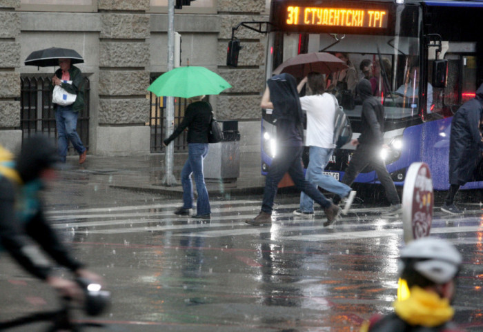 Kiša i pljuskovi sa grmljavinom i gradom: Temperatura do 22 stepena