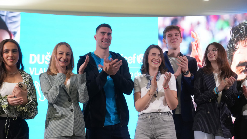 (FOTO) Reprezentativac Srbije Dušan Vlahović postao ambasador UNICEF u podršci mentalnom zdravlju dece i mladih