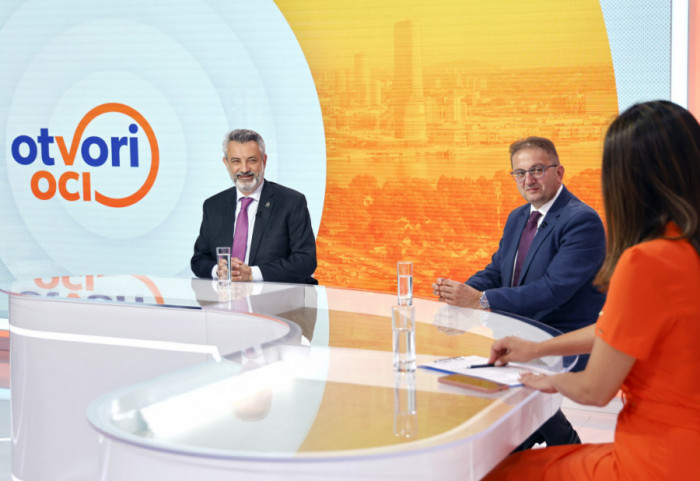 Analitičari o blokadi centra Beograda: Deđanski poziva Šapića da siđe među građane, a Miletić da zakon važi za sve