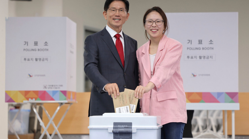 Izbori u Južnoj Koreji, šest kandidata se bori za predsedničku funkciju