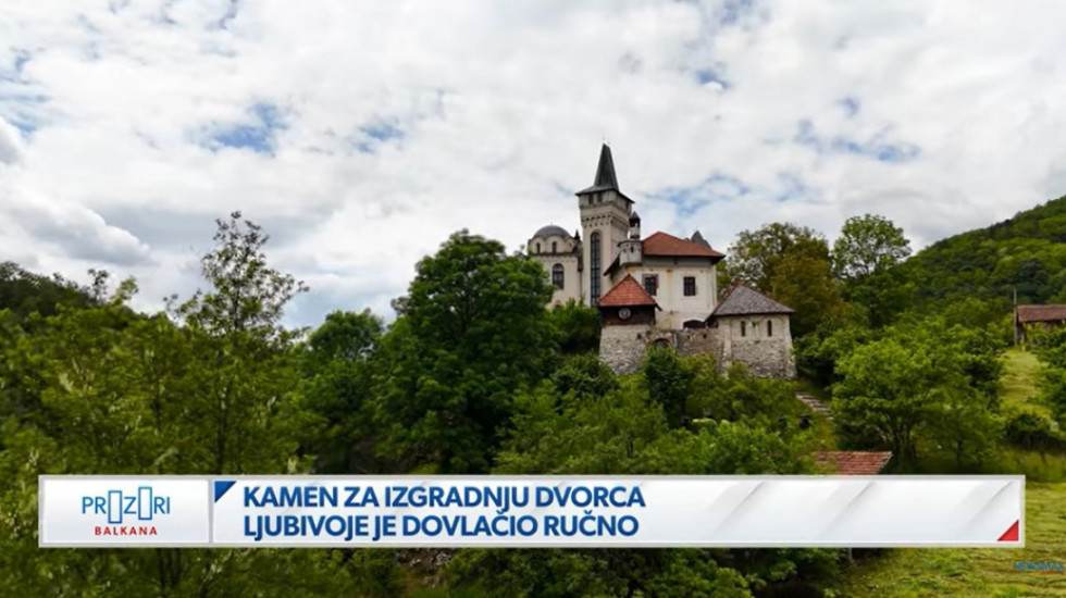 (VIDEO) Ljubivoje ostvario dečački san, sagradio dvorac u srcu Srbije: Kamen za izgradnju zamka dovlačio ručno - sam