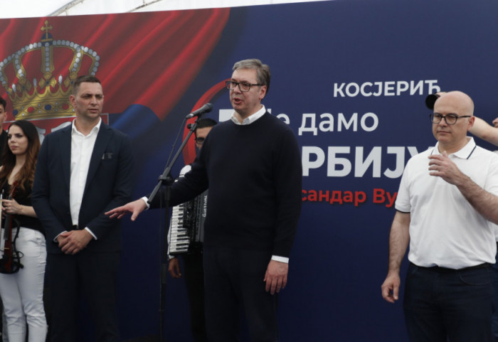 Vučić u poseti Kosjeriću: Dosta toga se uradilo, trenutno se rekonstruiše 96 kilometara puteva