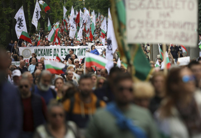 (FOTO) "Sloboda za bugarski lev": Hiljade Bugara na protestima protiv usvajanja evra