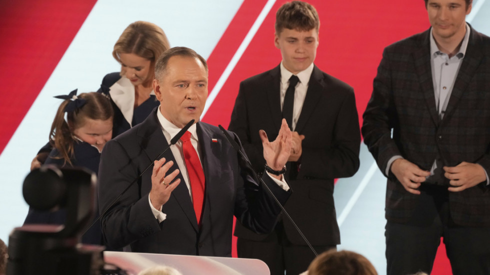 Poljska dobila predsednika: Pobedio Navrocki, kandidat kog su podržali konzervativna opozicija i Tramp