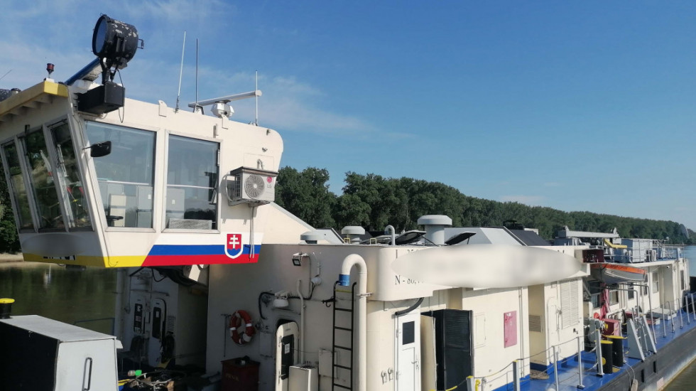 Sprečeno krijumčarenje više od 1.400 litara goriva na prelazu Bezdan