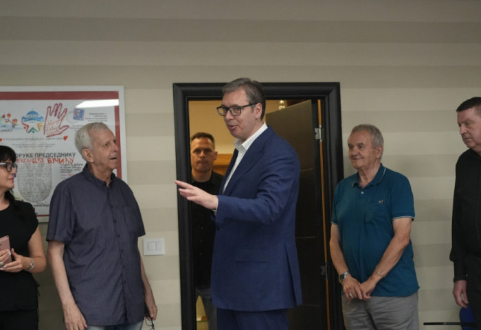 (FOTO) Vučić: Ubedljiva pobeda SNS u Zaječaru