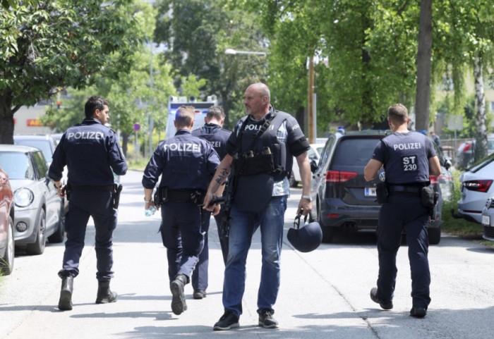 Osumnjičeni za masakr u Gracu legalno posedovao oružje: Ubijeno šest devojčica i tri dečaka, dvoje poreklom iz BiH