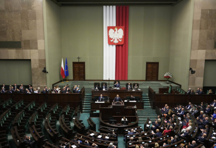 Parlament izglasao poverenje proevropskoj koalicionoj vladi premijera Tuska: "Upravljati Poljskom je privilegija"