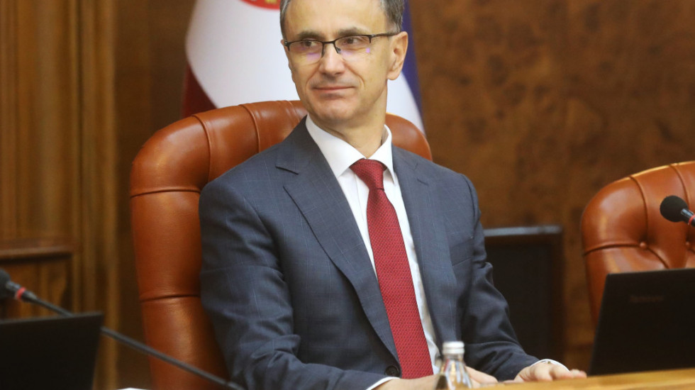 Macut: Srbija se neće pridružiti sankcijama protiv Rusije