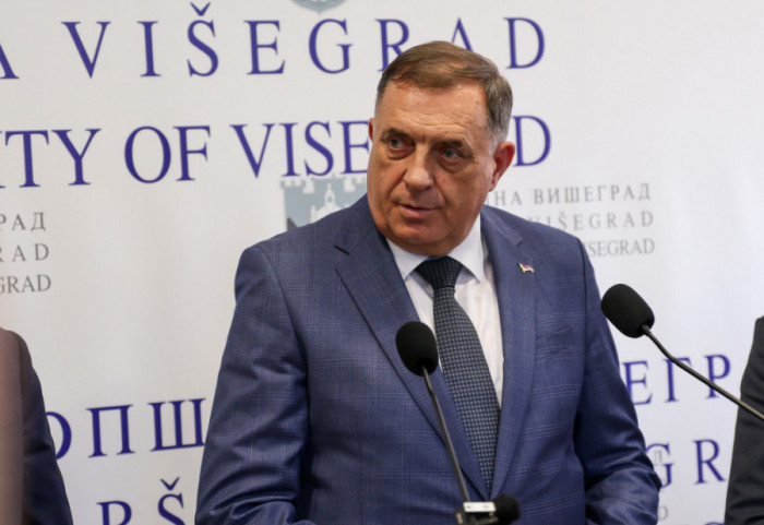 (VIDEO) Davor Stier u "Razumno": Dodik je prešao crvene linije i mora odgovarati