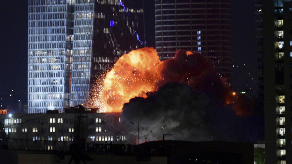 (FOTO/VIDEO) Rat Irana i Izraela: Eksplozije u Teheranu, ubijeno 78 Iranaca, u Tel Avivu povređene 42 osobe