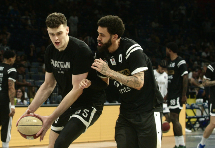 Partizan pobedio FMP i poveo sa 1:0 u polufinalu