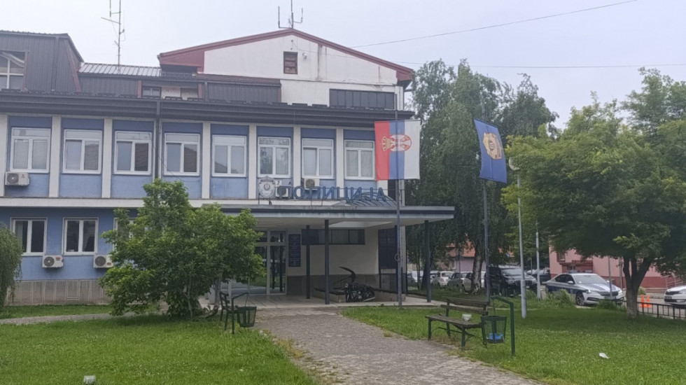 Muškarac (72) iz okoline Zaječara pucao u suprugu (67): Žena teško ranjena, ukazuje joj se lekarska pomoć
