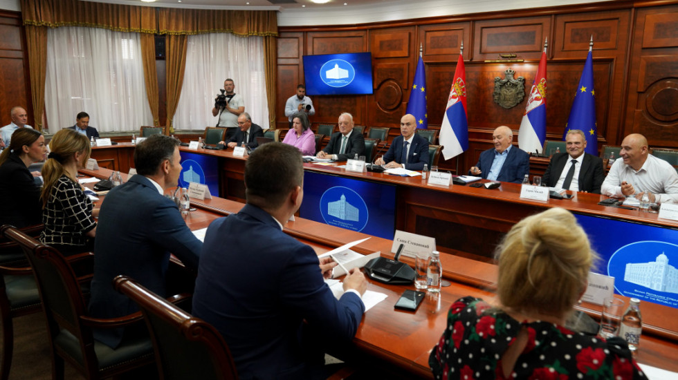U Vladi Srbije održani pregovori o povećanju minimalne zarade