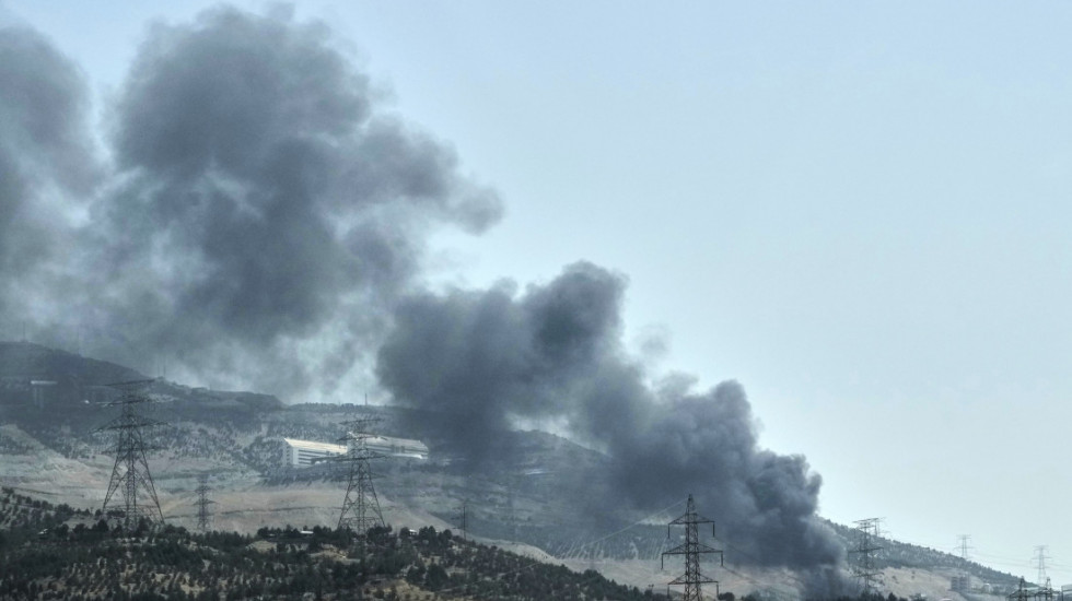 IDF: Izrael izveo udare na lansere balističkih raketa u Iranu