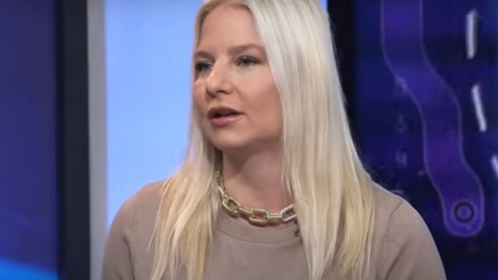 Emisija Sinteza o digitalnom nasilju i digitalnoj pismenosti, gošća sociološkinja Jelena Radović