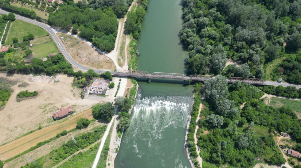 (VIDEO) U Svilajncu se zatvara most koji je izgrađen 1922. godine, građani i preduzeća u problemima