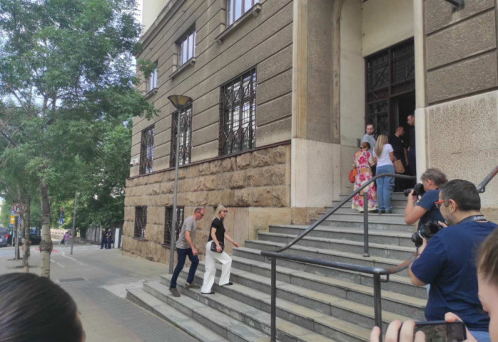(FOTO/VIDEO) Apelacioni sud razmatra žalbu na presudu za "Ribnikar", Miljana Kecmanović prisustvuje sednici