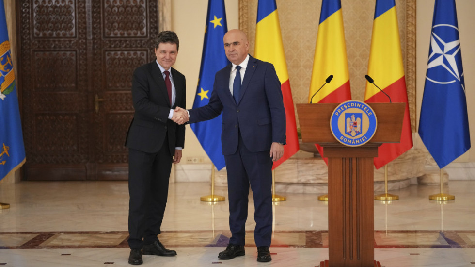 (FOTO) Nikušor Dan imenovao Ilija Bolojana za premijera Rumunije