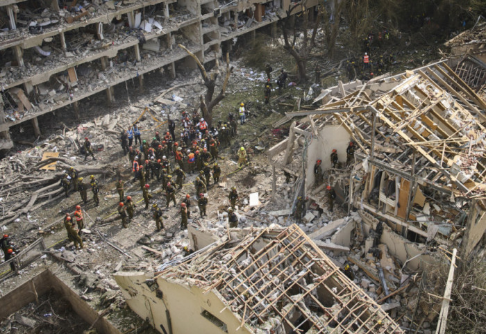SAD bombardovale iranska nuklearna postrojenja: Iran preti "trajnim posledicama", Rusija osudila napad
