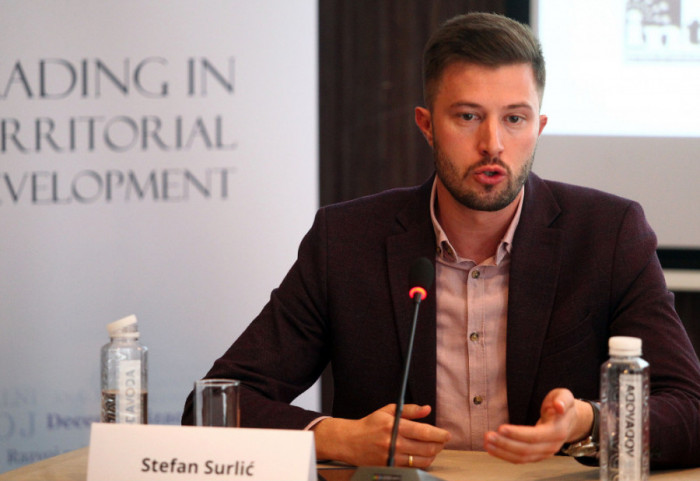 Da li jačanje radikalne desnice širom Evrope postaje trend? Stefan Surlić (FPN) gost emisije Sinteza