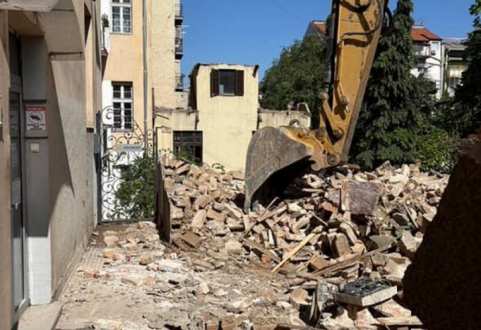 "Prepoznati propusti u građevinskoj dozvoli, sagledane naše muke": Stanari sa ministarkom o gradilištu u Kneza Miloša