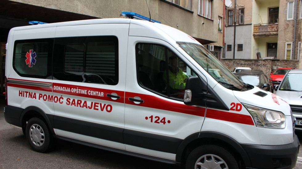 Jedna osoba poginula, tinejdžerki amputirana noga: Tramvaj iskliznuo iz šina u Sarajevu