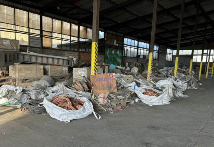 (FOTO) U Boru uhapšena dvojica zbog krađe bakarnog kabla vrednosti 54 miliona dinara