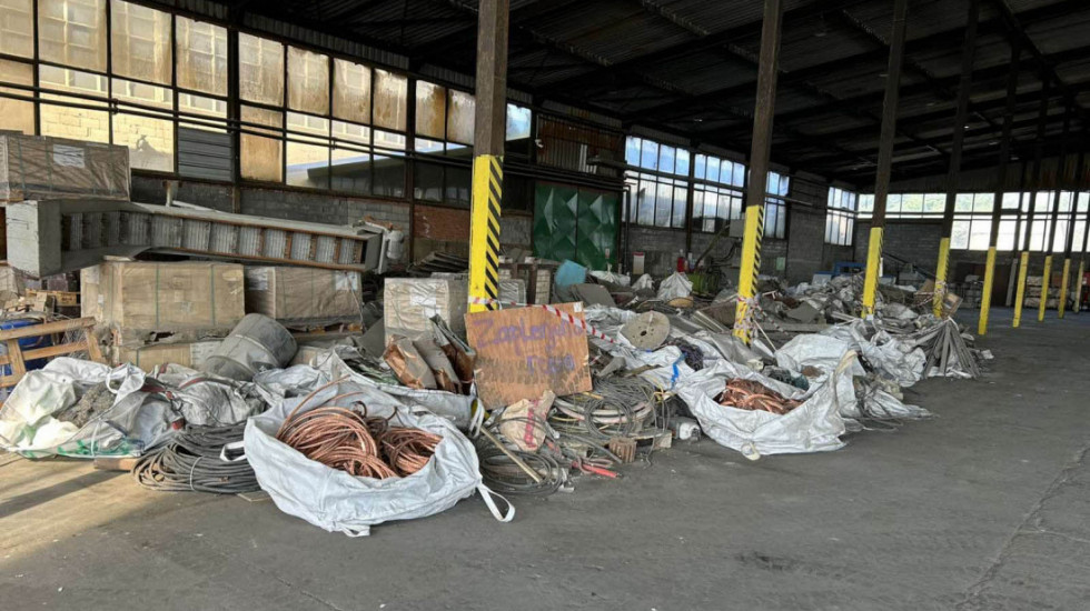 (FOTO) U Boru uhapšena dvojica zbog krađe bakarnog kabla vrednosti 54 miliona dinara
