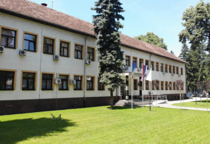 Sednica Skupštine opštine Teslić biće održana na fudbalskom stadionu, predsednik pozvao nadležne da pruže podršku