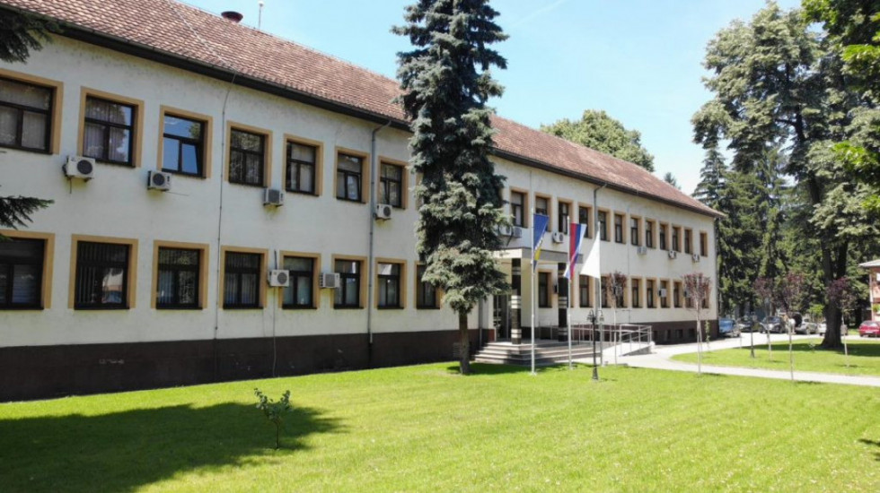 Sednica Skupštine opštine Teslić biće održana na fudbalskom stadionu, predsednik pozvao nadležne da pruže podršku